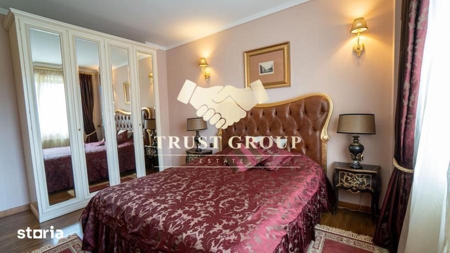 Apartament cu 4 camere decomandat în Clăbucet