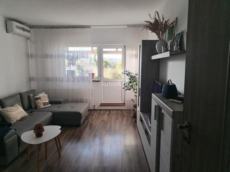 Apartament 2 camere decomandat