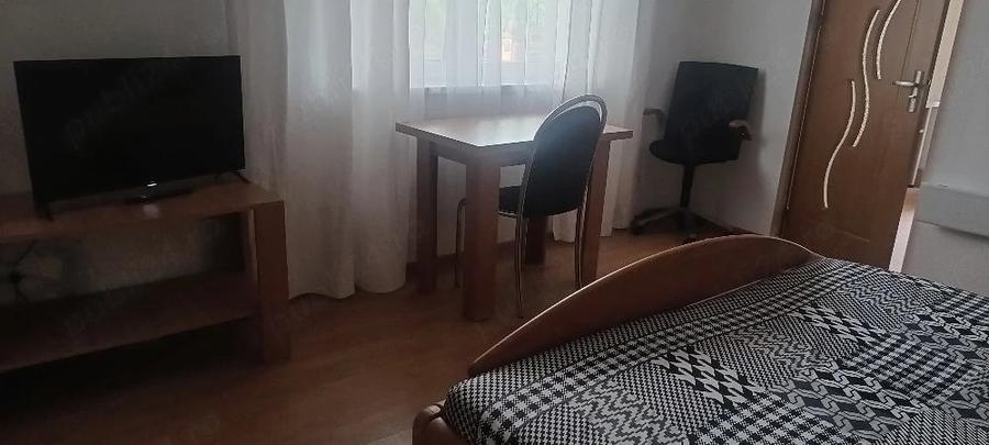 Garsonieră semidecomandată în Central