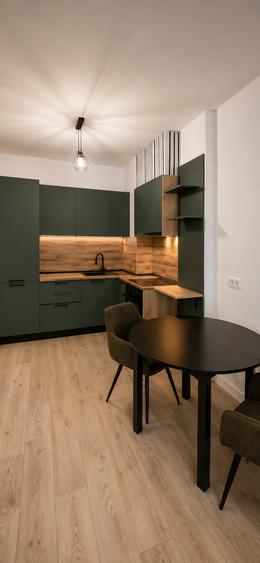 Apartament cu 2 camere semidecomandat în Podu Roș