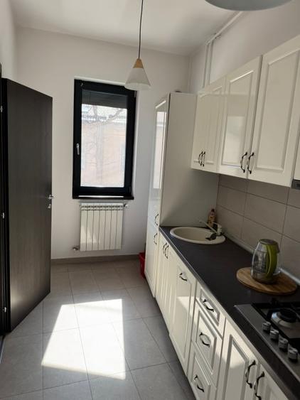 Apartament cu 2 camere decomandat, mobilat în Tudor Vladimirescu