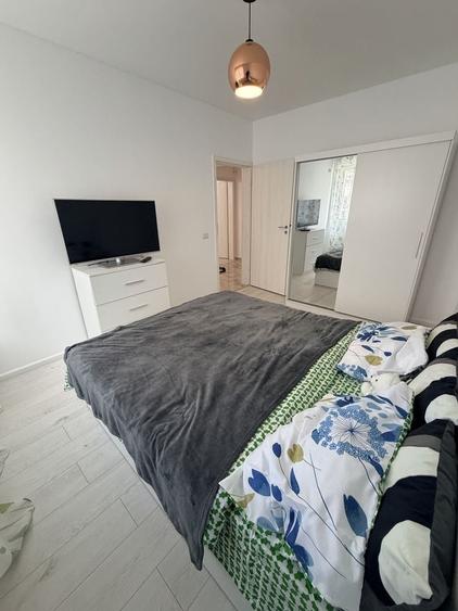 Apartament cu 2 camere decomandat în Berceni