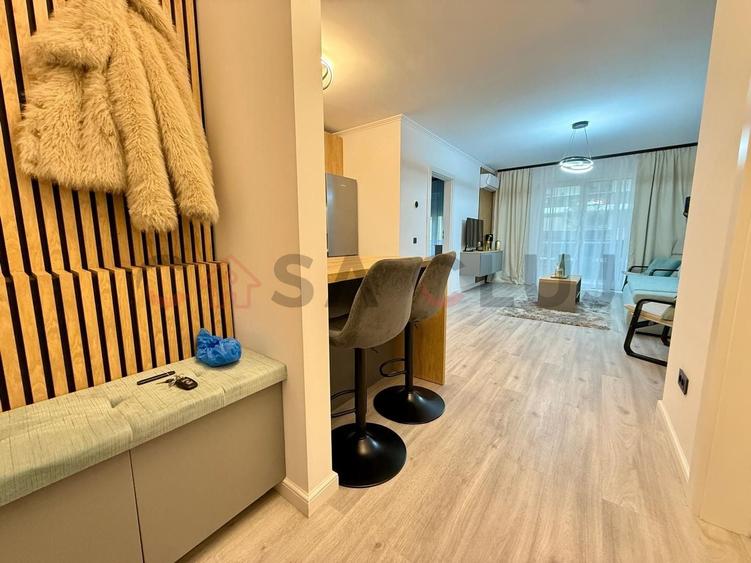 Apartament cu 2 camere semidecomandat, mobilat în Iris