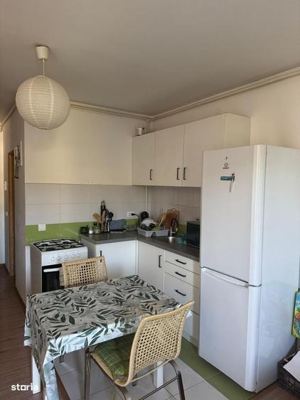 Apartament cu 2 camere decomandat în Exterior Vest