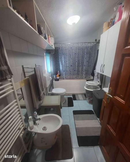 Casă cu 4 camere în Crihan