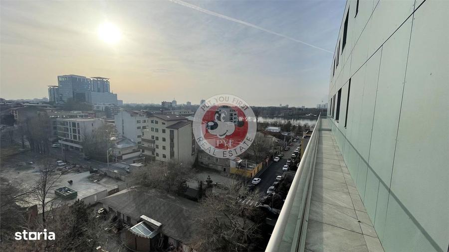 Apartament cu 3 camere semidecomandat în Floreasca