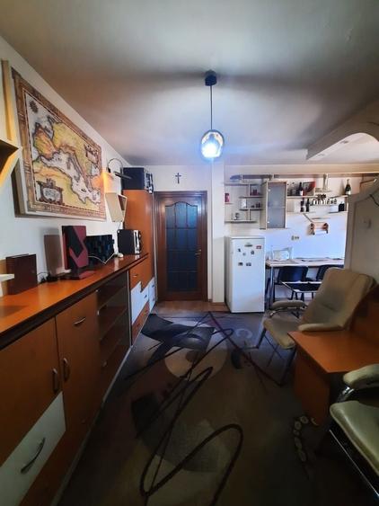 Apartament cu 2 camere decomandat în Mărăței