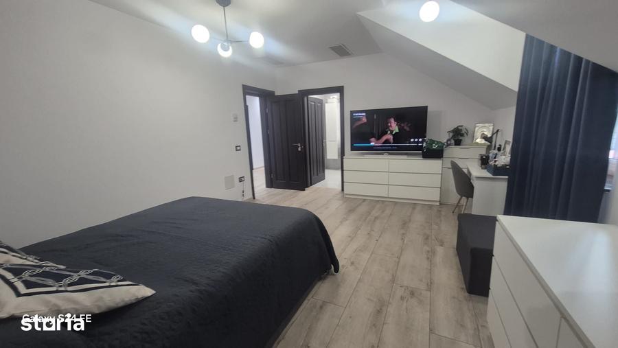 Casă cu 6 camere cu Teren 653 Mp în Alexandru cel Bun
