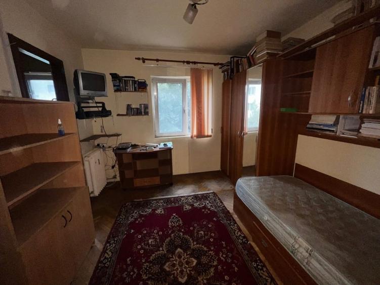 Garsonieră semidecomandată în Vest