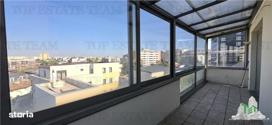 Apartament cu 4 camere decomandat, mobilat în Polonă