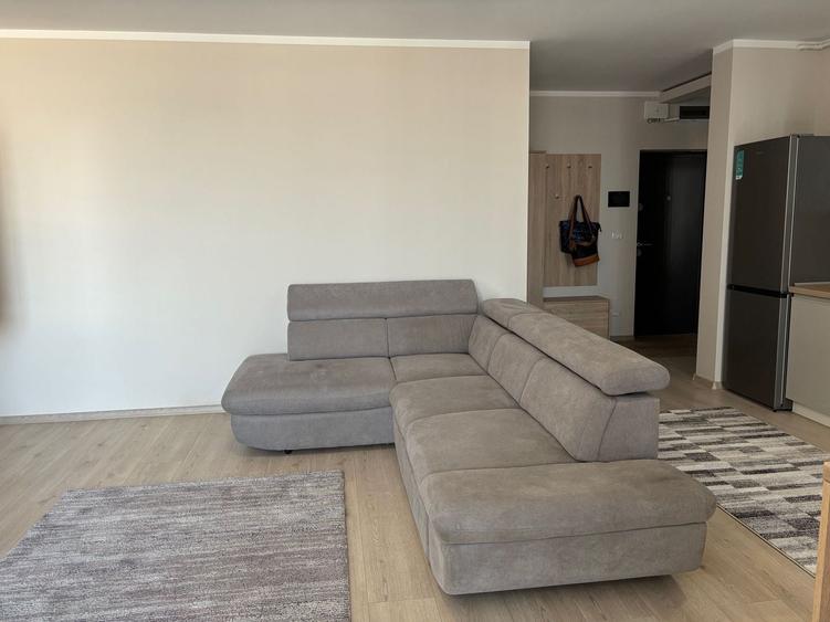 Apartament cu 2 camere decomandat, mobilat în Spitalul Județean