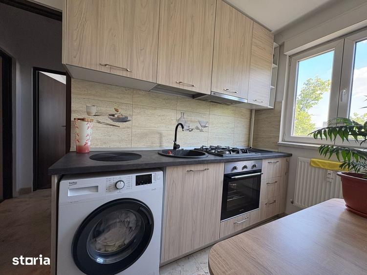 Apartament cu 2 camere decomandat în Drumul Taberei
