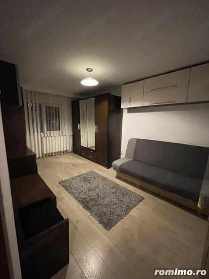 Garsonieră decomandată în Gara de Nord
