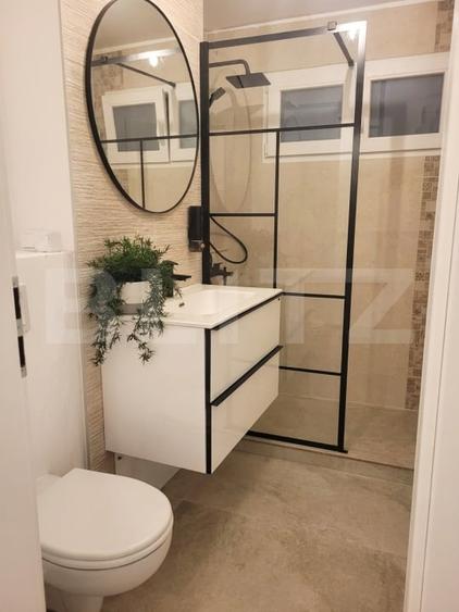 Apartament cu 3 camere semidecomandat, mobilat în Take Ionescu