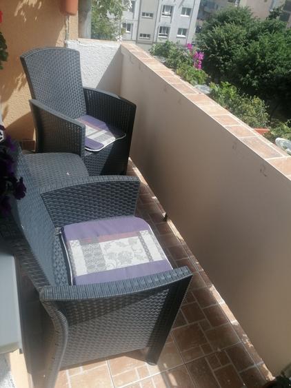 Apartament cu 2 camere decomandat în Lazaret