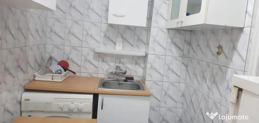Garsonieră semidecomandată în Central