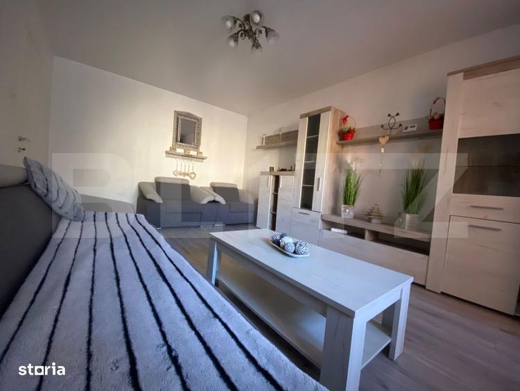 Apartament 3 camere, 75 mp, zona Soarelui - 1