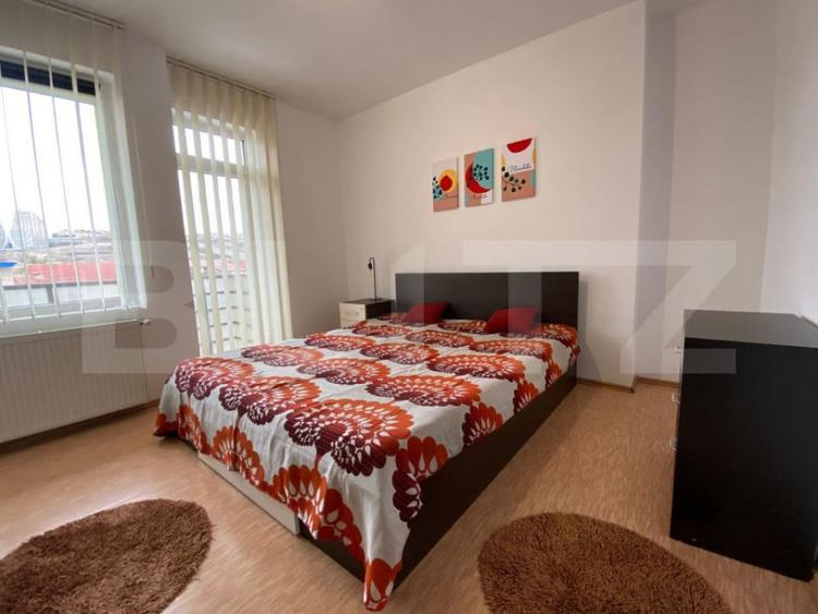 Apartament cu 3 camere semidecomandat în Câmpului