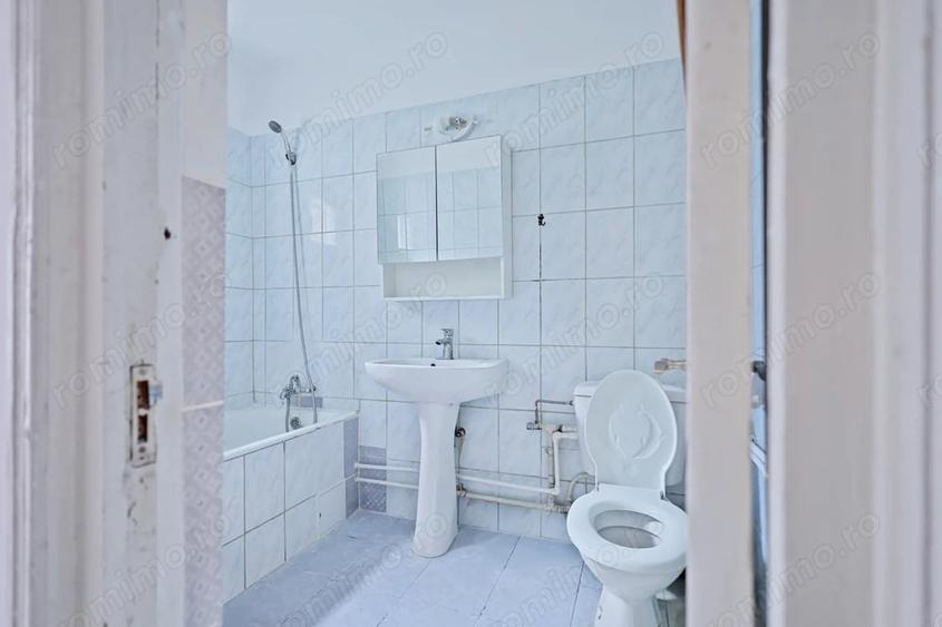 Apartament cu 3 camere decomandat în Ultracentral