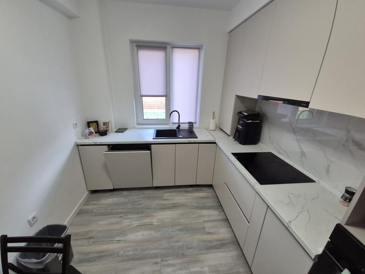 Duplex cu 5 camere cu Canalizare în Gilău