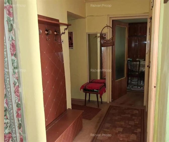 Apartament cu 2 camere decomandat, mobilat în Olteniței
