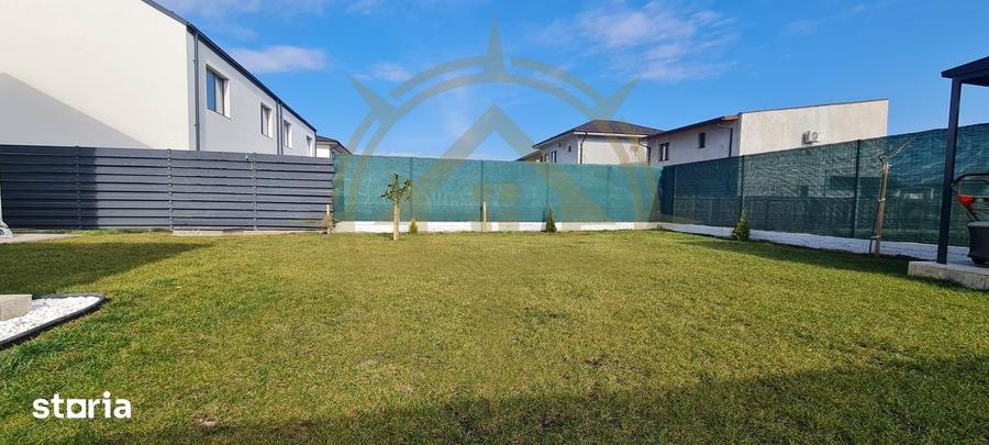 Casă cu 4 camere cu Teren 250 Mp în Odăile