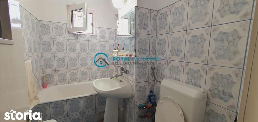 Apartament cu 2 camere decomandat în Cantacuzino