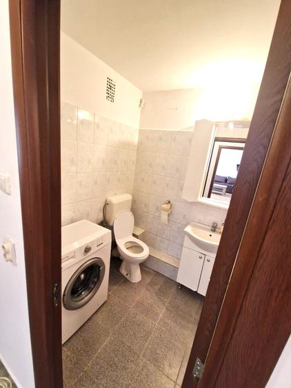 Apartament cu 2 camere decomandat în Drumul Taberei