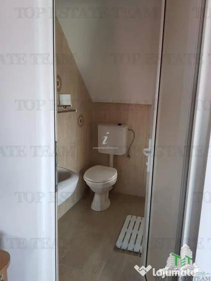 Casă cu 13 camere cu Teren 850 Mp în 23 August