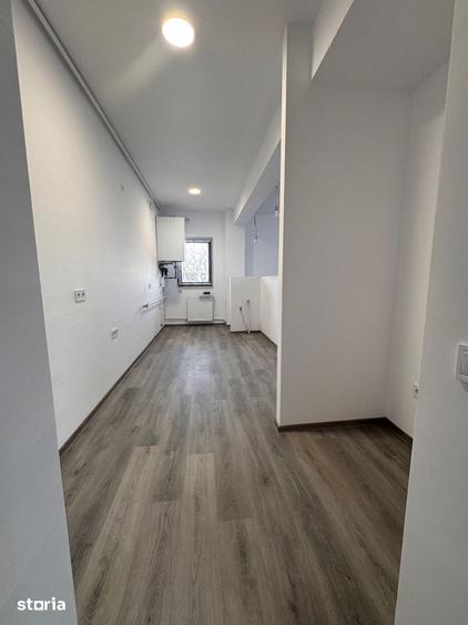 Apartament cu 4 camere în Otopeni