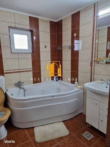 Casă cu 4 camere cu Teren 1000 Mp în Central