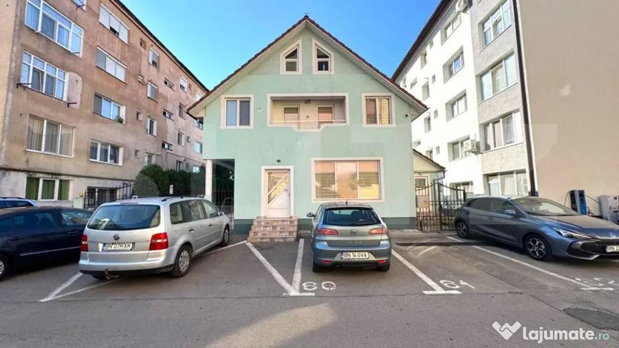Casă cu 2 camere cu Teren 550 Mp în Central