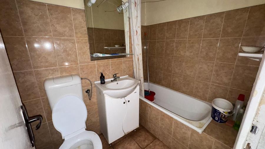 Apartament cu 3 camere în Circumvalațiunii