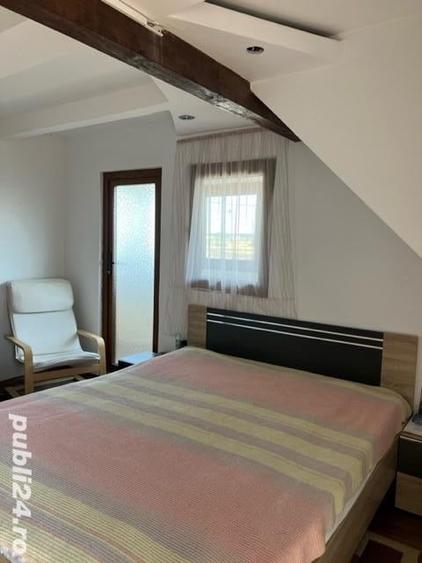 Casă cu 8 camere cu Teren 807 Mp în Balotești