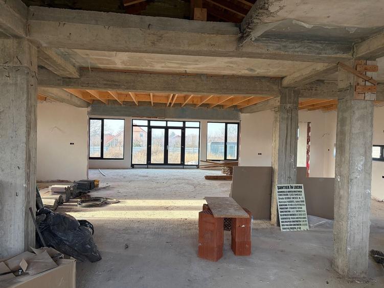 Casă cu 3 camere în Central