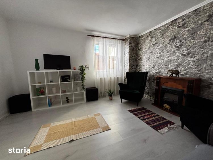 Casă cu 4 camere cu Teren 225 Mp în Zamora