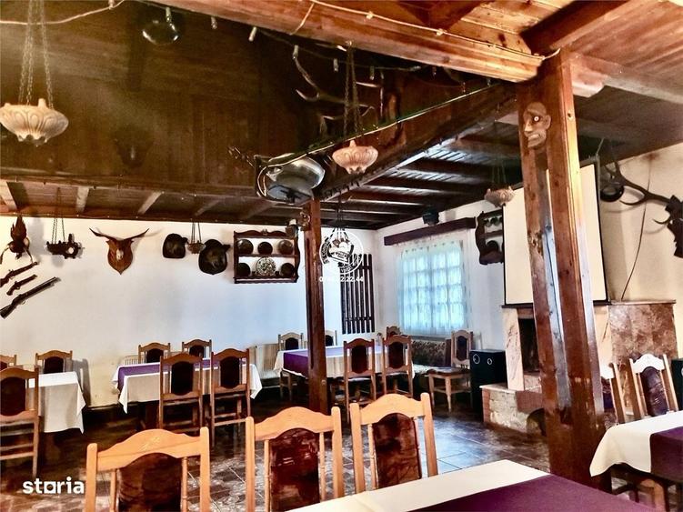Casă cu 4 camere cu Teren 4500 Mp în Schitu Duca