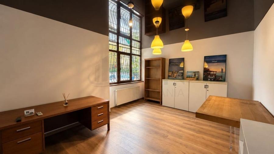 Apartament cu 2 camere decomandat în Primăverii