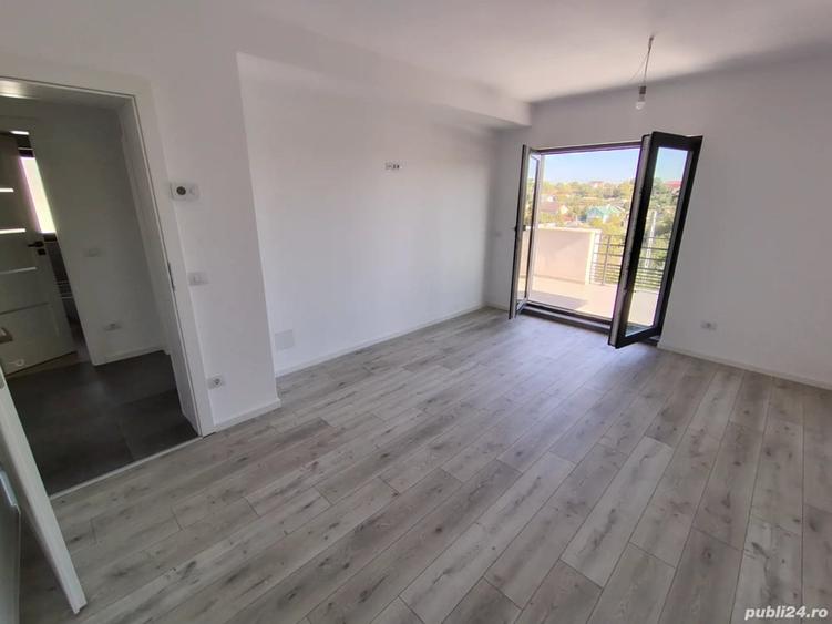Casă cu 5 camere cu Teren 389 Mp în Valea Adâncă
