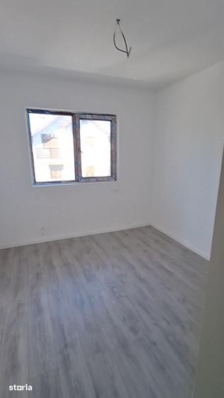 Casă cu 4 camere cu Teren 300 Mp în Ciurea