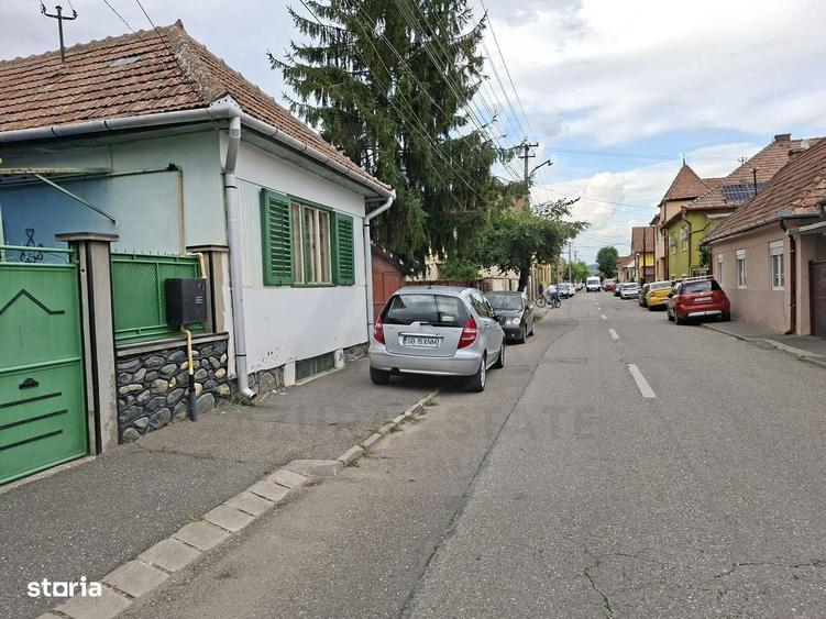 Casă cu 3 camere în Țiglari
