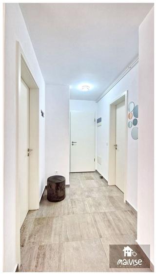 Apartament cu 2 camere decomandat, mobilat în Tractorul