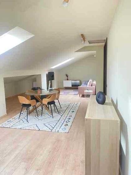 Apartament cu 2 camere semidecomandat în Vișan