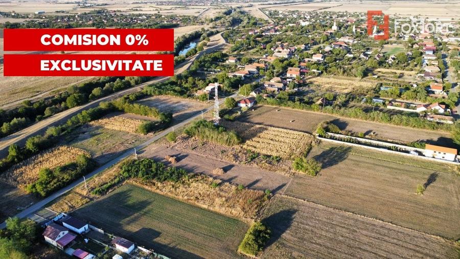 Teren Construcții intravilan de 2779 mp, în Parța