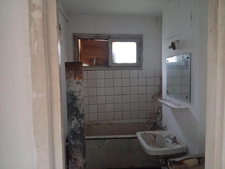 Apartament cu 2 camere decomandat în Sud