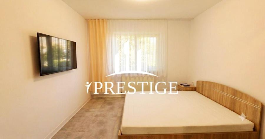 Apartament cu 3 camere decomandat, mobilat în Calea Dumbrăvii