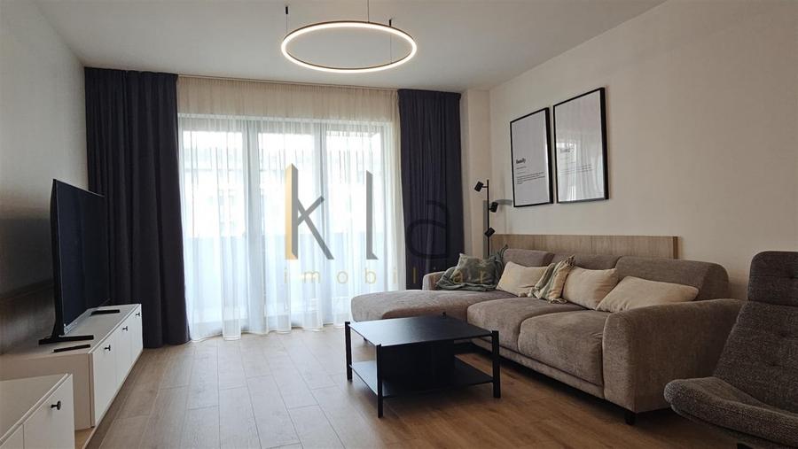 Apartament cu 2 camere semidecomandat, mobilat în Semicentral
