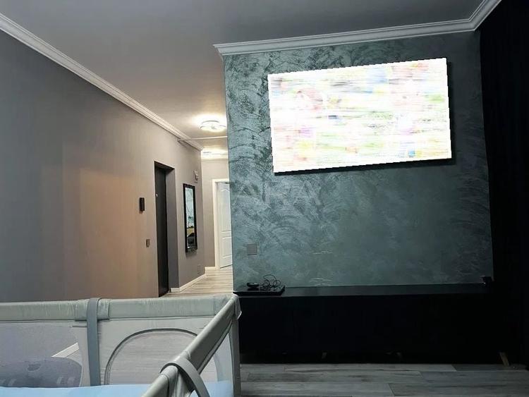 Apartament cu 3 camere decomandat, mobilat în Florești — fotografia 2