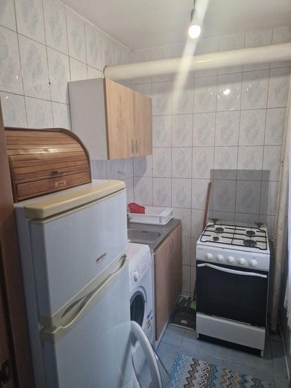 Apartament cu 2 camere semidecomandat în Exterior Vest