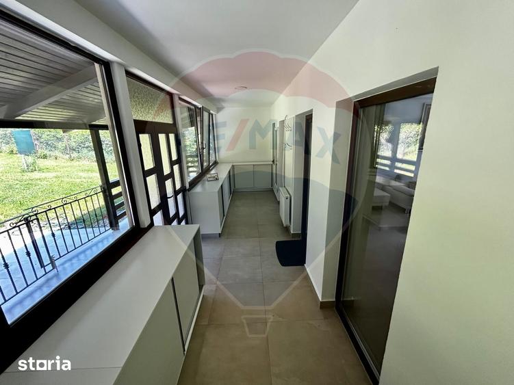 Apartament cu 3 camere în Săsar